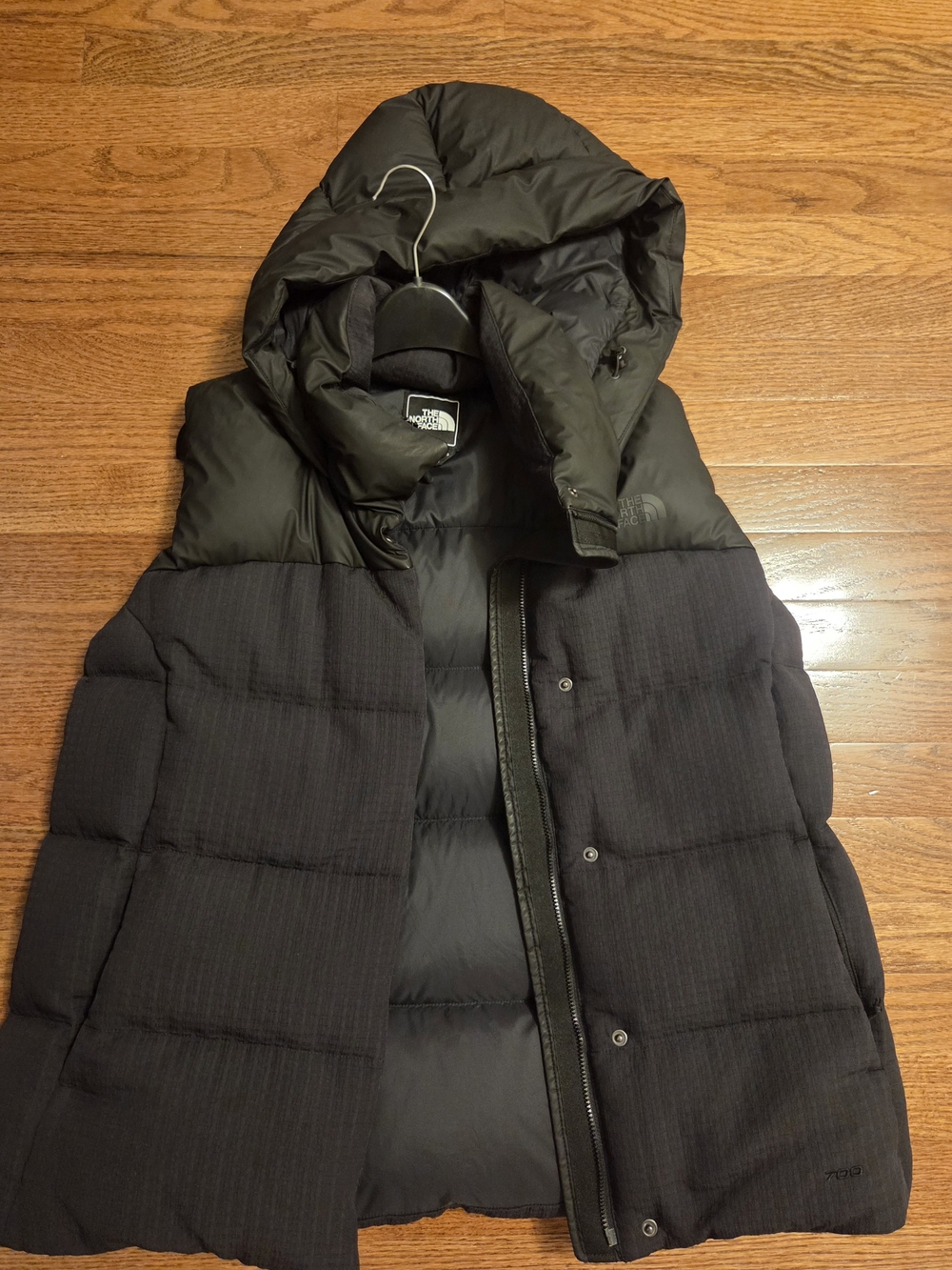Like New, The North Face Women’s Black Insulated Down Vest with Hood, M